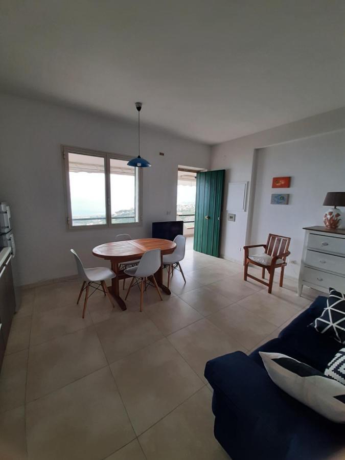 Arcomagno Guest House سان نيكولا أرسيلا المظهر الخارجي الصورة